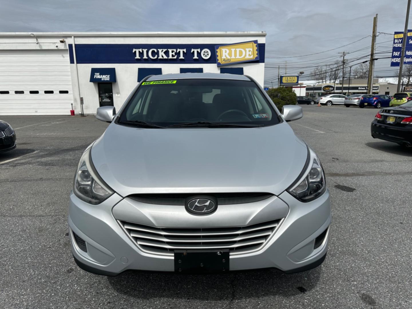 2014 SILVER Hyundai Tucson GL Auto FWD (KM8JT3AF7EU) with an 2.0L L4 DOHC 16V engine, 6-Speed Automatic transmission, located at 1254 Manheim Pike, Lancaster, PA, 17601, (717) 393-9133, 40.062870, -76.323273 - Photo#1